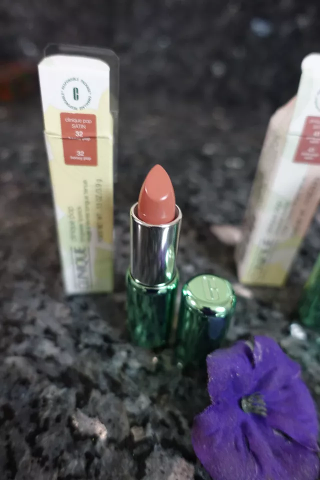 Clinique - Pop Longwear Lipstick Satin - # 32 Honey Pop 3.9g/0.13oz