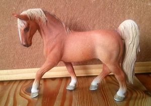 Schleich - Tennessee Walker Hengst - Bild 1 von 2