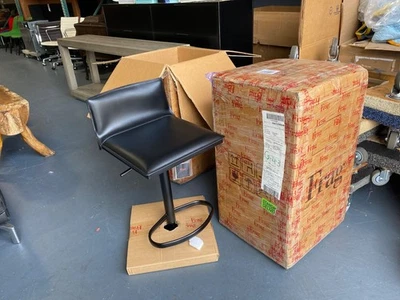 Taburetes de pistón Bottega DWR Design Within Reach NUEVO  Foto 1 de 4