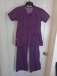 Carhartt XS Scrub Set. XS Top. XS Regular Jogger Pants Top Is Faded - Picture 1 of 20