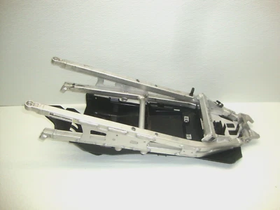 09-14 Aprilia RSV4 R Submarco trasero Submarco Bandeja de batería 2009-2014 2010 Foto 1 de 4