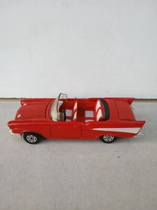 MODELLINO AUTO CORGI CHEVROLET BEL AIR - SCALA 1:43 - COLORE ROSSA - Foto 1 di 4