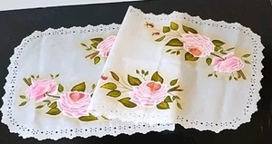 Handbemalt Floral Rosa und Weiß Rosen Tischläufer Landhaus Kern 45,5" Leinen? - Bild 1 von 16