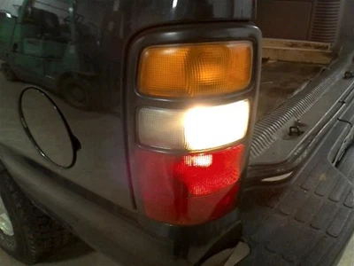 Driver Left Tail Light Fits 04-06 SUBURBAN 1500 1101000 - Image 1 of 4