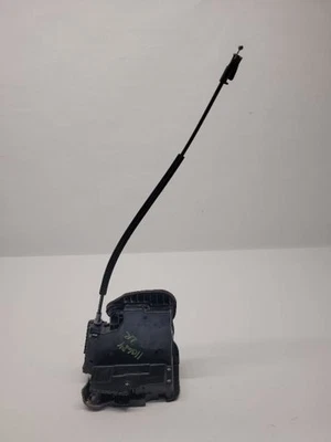 2016-2019 CHEVROLET CRUZE LEFT LH REAR DOOR LATCH 13533609    - Image 1 of 4