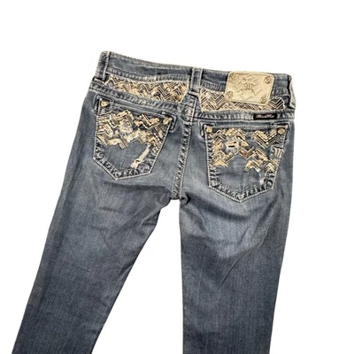 Pantalones de mezclilla Miss Me para mujer 28 ajustados azules adornados con bolsillos de estrás Foto 1 de 4