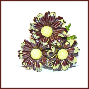 Vintage Enamel Flower Power Brooch - Picture 1 of 3