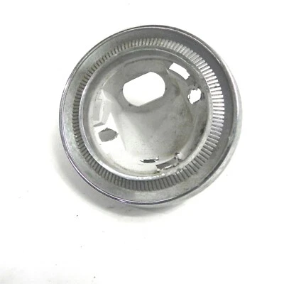 Chevrolet GM #4757334 1962-67 domo luz cromo bisel usado desgaste en el orificio trasero usado Foto 1 de 4