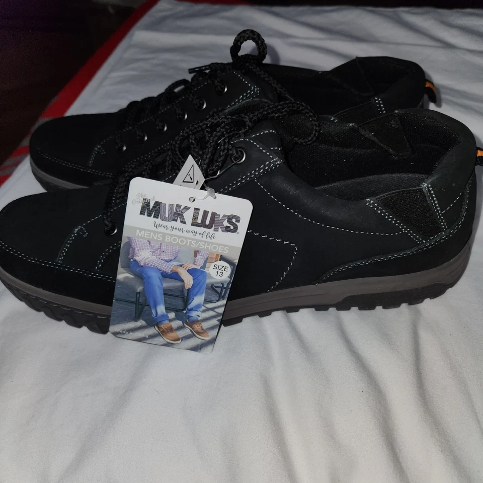 NUEVO con etiquetas Zapatillas Hombre Talla 13 Muk Luks Cuero Vaca Zapatos, Ideal para Trabajo Foto 1 de 4