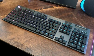 Logitech G915 LIGHTSPEED Tastiera Gaming Meccanica Wireless QWERTY US Layout - Immagine 1 di 4