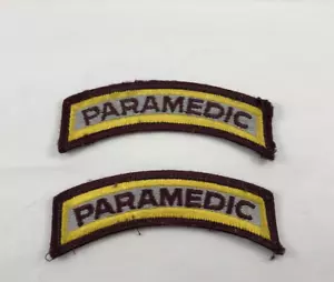 (2) Vintage PARAMEDICO spalla/petto uniforme ferro su/cucito toppa - Foto 1 di 3