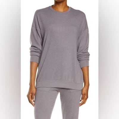 Sudadera Pullover Alo Yoga Soho en Púrpura Anochecer Talla Mediana $78 Foto 1 de 4