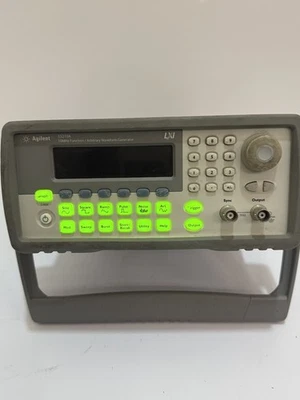 Agilent 33210A 10 MHz Function / Arbitrary Waveform Generator - Image 1 of 4