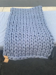 Bearaby Tencil Tree Napper Throw 15 Lb Reta $299 Gray Blue - Picture 1 of 5