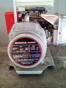 Vintage Honda EG650 Generator EG 650 120VAC/12VDC 4 Stroke Runs Perfect Serviced - Picture 1 of 11