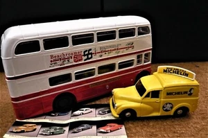 Set Corgi. Bus edizione premium /scala 1:50/con Morris 1000 Michelin Van - Foto 1 di 6