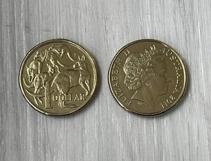 PAIR OF REAL DOUBLE SIDED AUSTRALIAN DOLLAR COIN 1 Two Headed 1 Two Tailed Coin - Picture 1 of 8