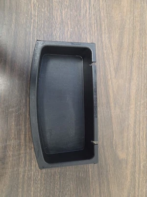 Toyota Venza 2009-2016 OEM genuino consola central caja bandeja 58825-0T010 Foto 1 de 4