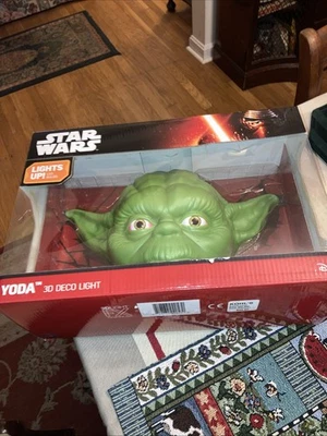 Luz de parede 3D FX Star Wars Yoda Face 3D Deco LED nova Disney - Imagem 1 de 4