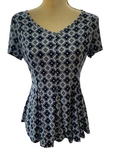 Roz & Ali Fit & flarel Top S Blue White Pullover Summer Lightweigh short Sl - Picture 1 of 6
