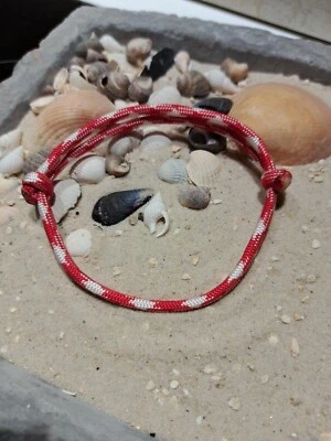 Surferarmband Armband Paracord 4mm Schiebeknoten Damen Herren Rot Weiß Fußball  - Bild 1 von 2