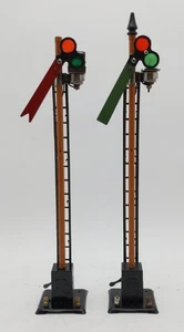 Lionel 65 Vintage O Gauge Semaphore Signals w/ Green Ladder [2] - Picture 1 of 5