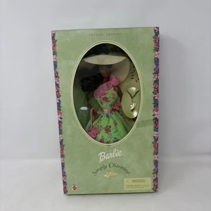 Barbie Simply Charming Muñeca Edición Especial Con Collar y Sombrero Afroamericano - Imagen 1 de 6