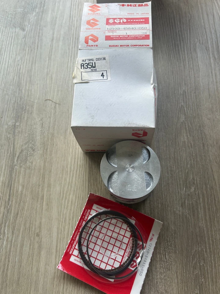 Pistón original Suzuki GS 750 +0,50 gran tamaño 12103-45840-050 Foto 1 de 1