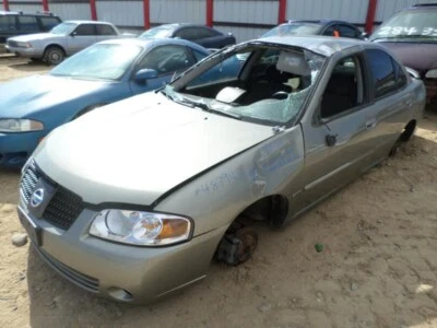 Conjunto de filtro de aire usado se adapta a: Nissan Sentra 2006 1,8 grado A Foto 1 de 4