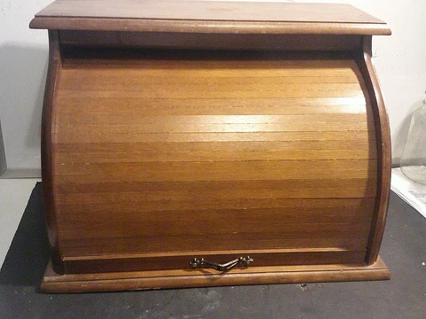 Vintage Small Brown Wooden Roll Top Desk 12" Tall x 18" Wide X 11" Deep NICE Cover