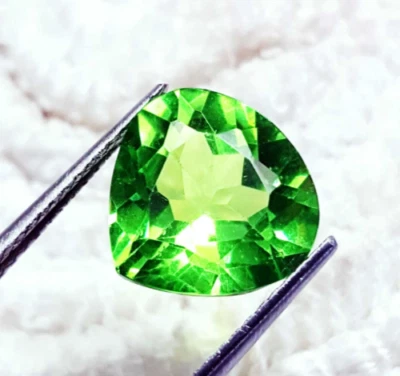 Natürlich Peridot 8.90 Karat Lose Edelstein Birne Form Zertifiziert - Bild 1 von 4