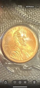 Uncirculated Year 2000 Penny With No Mint Mark - Picture 1 of 2