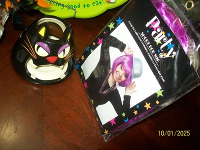 Peluca Bob HALLOWEEN Neón Púrpura con Bangs Por Regentes ENVÍO GRATUITO A EE. UU. - Totalmente Nueva Foto 1 de 4