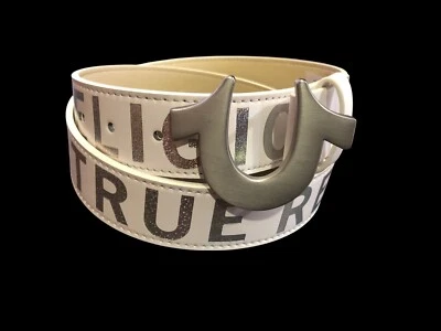 Cinturón True Religion Hombre TR304604 Holo Cuero Salvia Herradura Blanco $50.00 Foto 1 de 4
