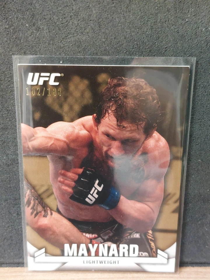 Gray Maynard #7 2013 Topps UFC Knockout Gold #102/188 - Image 1 of 2