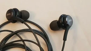 Oryginalne słuchawki douszne AKG 3,5 mm douszne słuchawki AKG do Samsung Galaxy BLK lub WHT - Zdjęcie 1 z 10