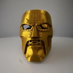 Fantastic 4 Dr Doom Mask-Gold - Picture 1 of 1