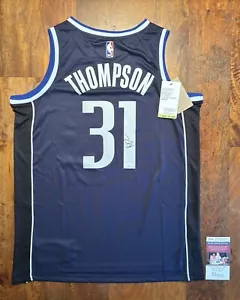 Maglia NBA firmata Klay Thompson autografo autentico JSA COA - Dallas Mavericks - Foto 1 di 5