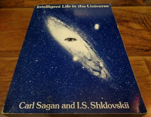 INTELLIGENT LIFE IN THE UNIVERSE CARL SAGAN TPB (1966 HOLDEN DAY) VGC VTG - Picture 1 of 5