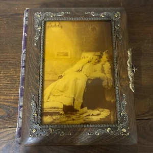 RARE! Beautiful Victorian Photo Album w/26 Photots & 1 in the Front - Picture 1 of 19