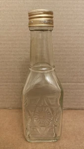 Vintage Manischewitz Wine 2/5 Pint Bottle Clear Square Glass with Cap - Picture 1 of 11