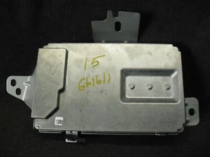 Amplificador de sonido Maserati Ghibli 2014-2017 OEM #06700372790 - Imagen 1 de 5