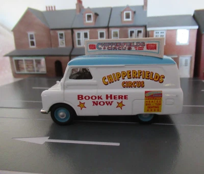 VEHÍCULO DE RESERVA ANTICIPADA CORGI BEDFORD CA - ESCALA CHIPPERFIELDS 1:43 No. 96905 Foto 1 de 4