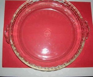 PYREX Scalloped Edge Handles Clear Glass Pie Plate 9” Deep Dish 228 Vintage - Picture 1 of 4