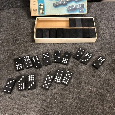 VINTAGE 1970 MILTON BRADLEY HALSAM DOUBLE NINE DRAGON DOMINOES - Image 1 of 4