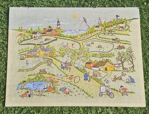 Vintage Paragon Handarbeit Hefterei der Sommertage #0712. Fertig 1978 ohne Rahmen - Bild 1 von 19