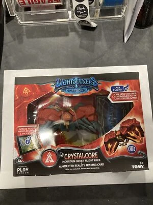 LIGHTSEEKERS AWAKENING - PAQUETE DE VUELO ORDEN MONTAÑA CRISTALCORE + TARJETA COLECCIONABLE Foto 1 de 4