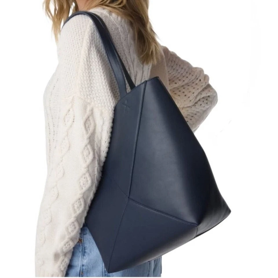 WALTER BAKER X CURATEURKate Tote - Navy Blue - Image 1 of 4