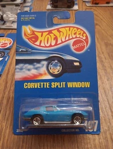 1992 Vintage Hot Wheels CORVETTE SPLIT WINDOW #197 ( Blue w/ Grey Base ) 5 Spoke - Picture 1 of 8
