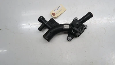 Carcasa termostato salida agua motor 1,4 L Buick Encore OEM 2017-2022 25193922 Foto 1 de 4